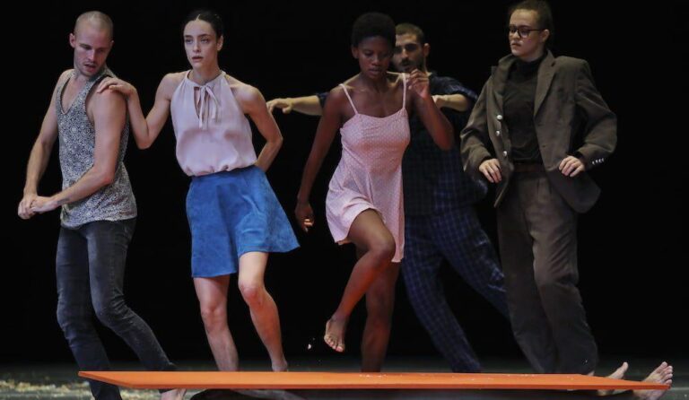 Batsheva Dance Company in Ohad Naharins YAG The Movie